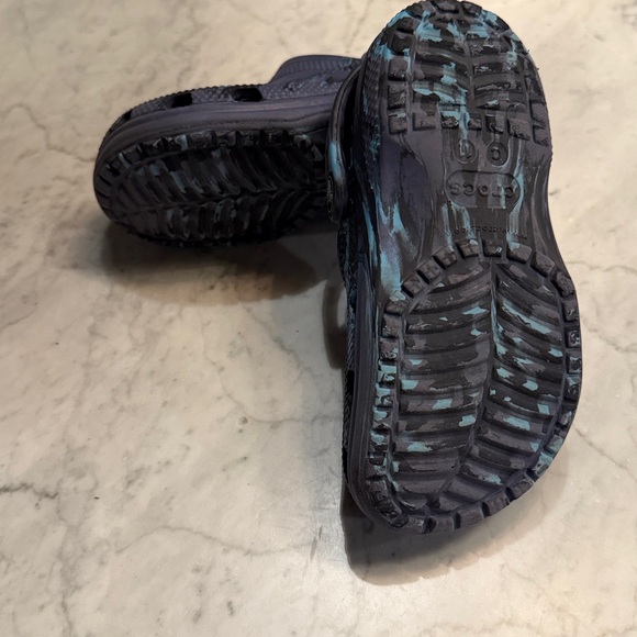 Crocs - Picture 8 of 9